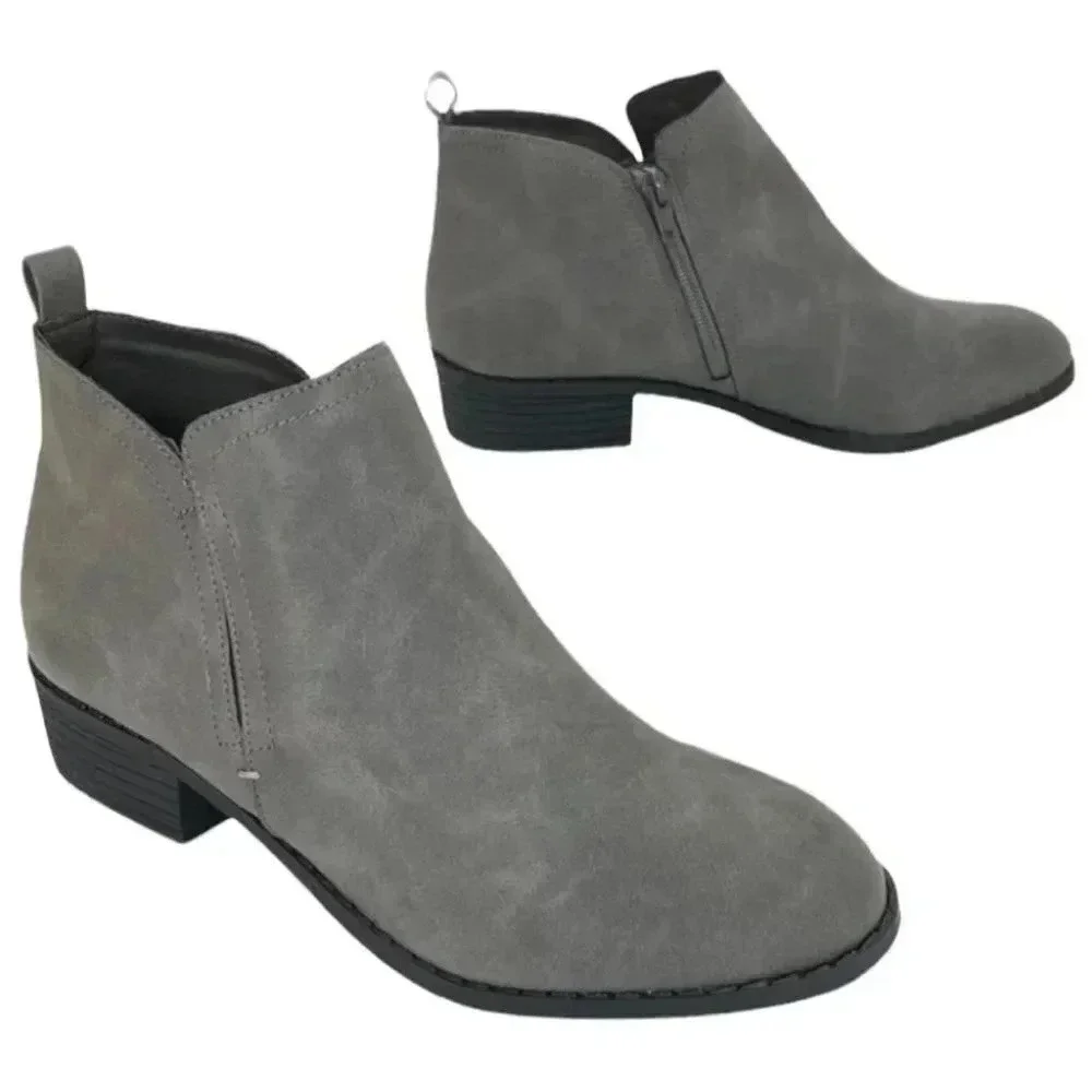 Sun + Stone Cadee Grey Faux Leather Womens Booties